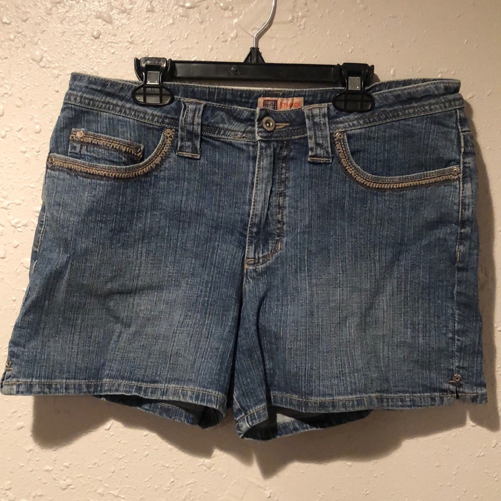 Ladies jean shorts Faded Glory sz 8